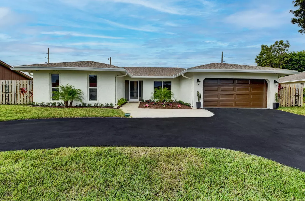 Boca Raton, FL 33487,17826 Covey TRL