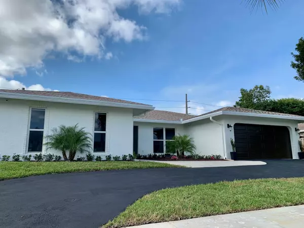 Boca Raton, FL 33487,17826 Covey TRL