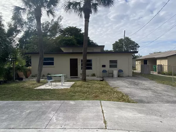 Riviera Beach, FL 33404,2949 J 1 AVE 1