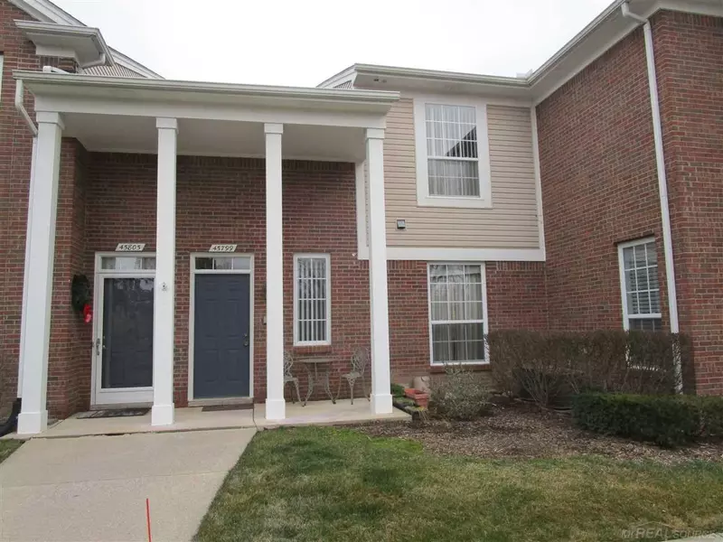 45799 Heather Ridge, Macomb, MI 48044