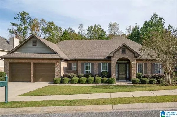 426 CHESSER PLANTATION LN, Chelsea, AL 35043