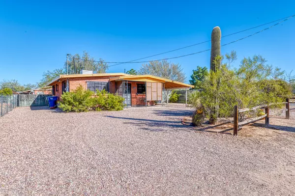 519 E Blacklidge Drive, Tucson, AZ 85705