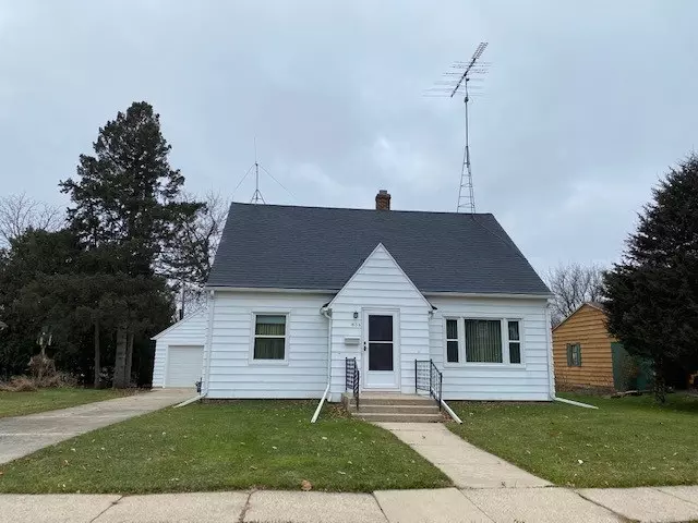 836 Ransom St #1, Ripon, WI 54971