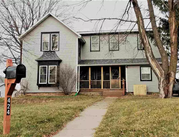 424 E Decker St, Viroqua, WI 54665