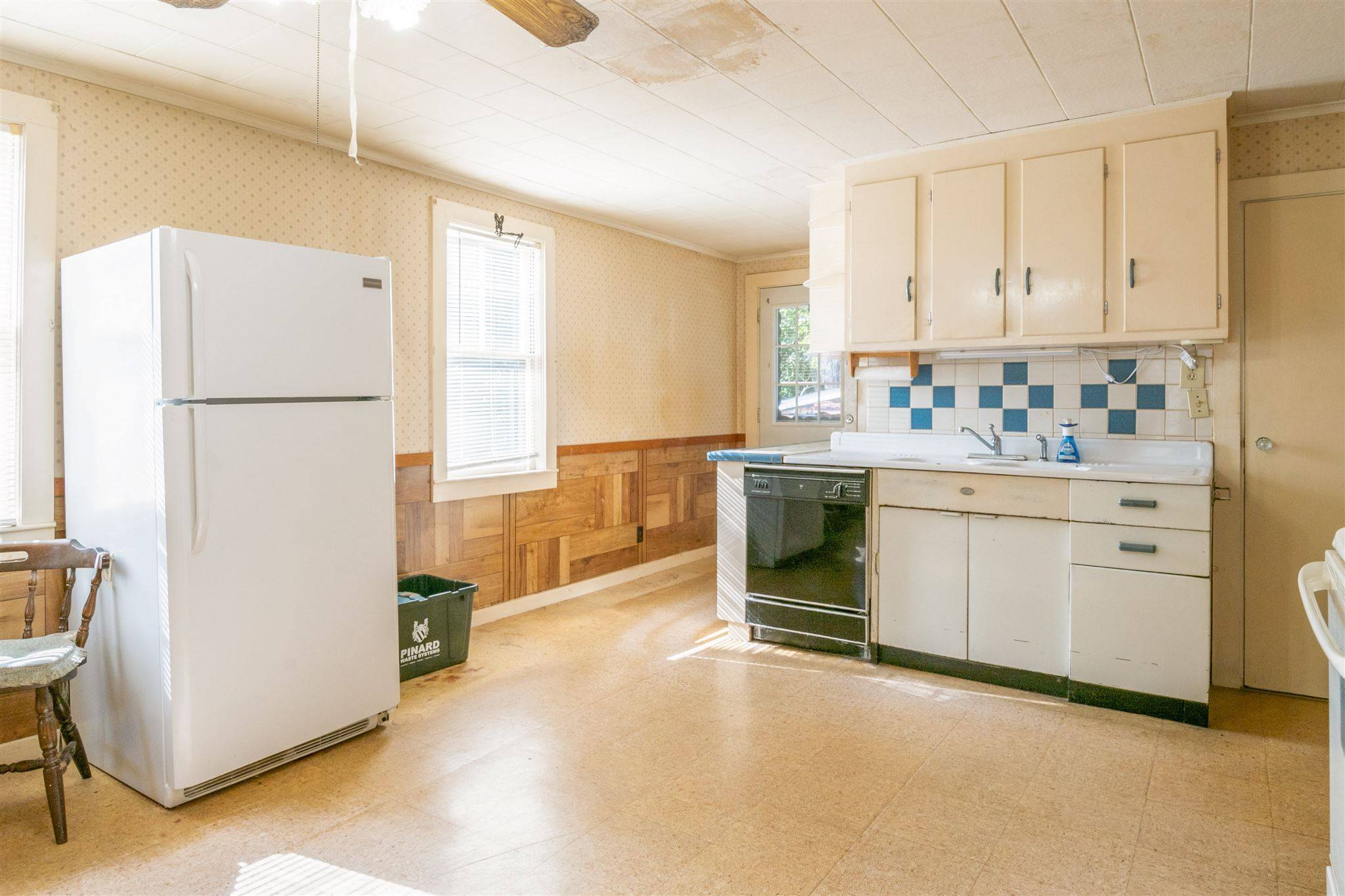 Hudson, NH 03051,33 Riverside DR