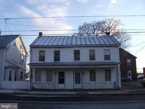 New Kingstown, PA 17072,15 - 17 W MAIN ST