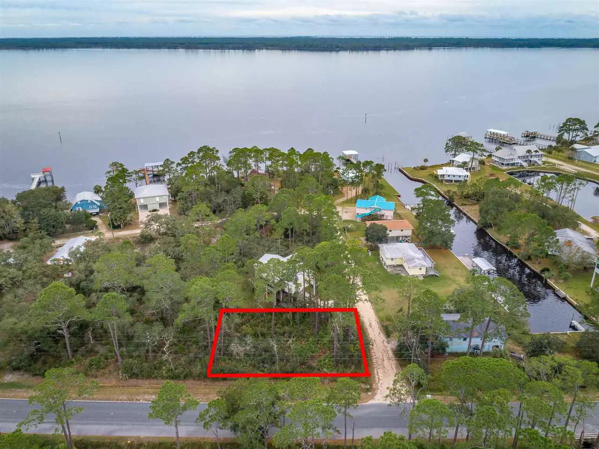 Panacea, FL 32346,4 Shoreline Drive