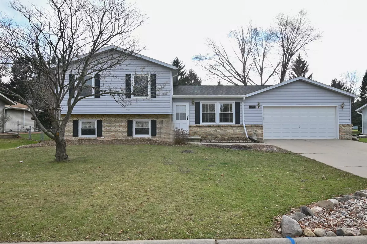 Watertown, WI 53094,721 Crestview Dr