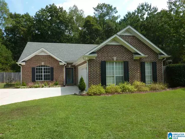 738 SHELBY FOREST TRL, Chelsea, AL 35043