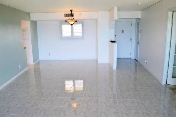 Jupiter, FL 33477,100 Ocean Trail WAY 909