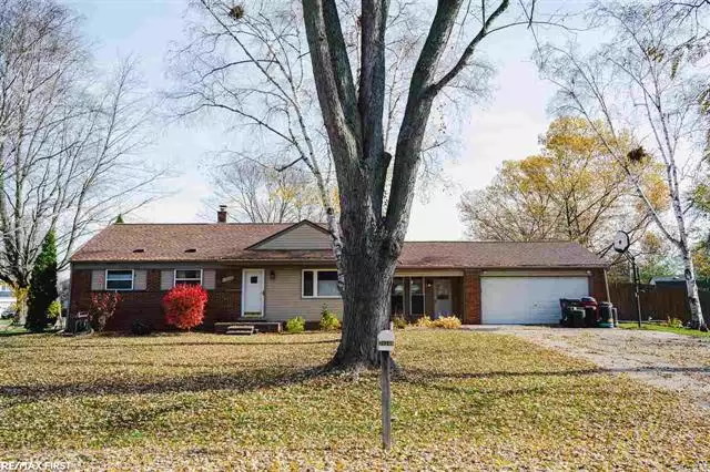 39340 FERRIS ST, Clinton Township, MI 48036