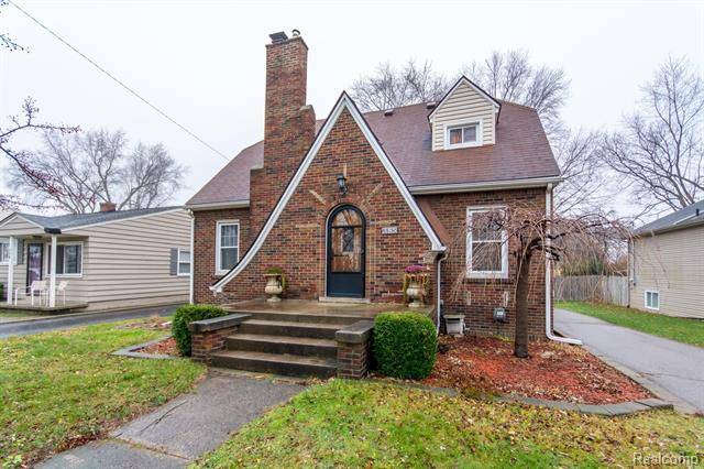 385 GATEWAY DR, Waterford Twp, MI 48328