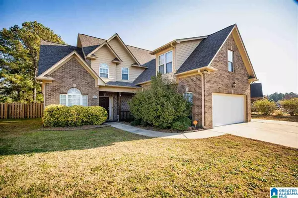 415 WATERFORD COVE TRL, Calera, AL 35040