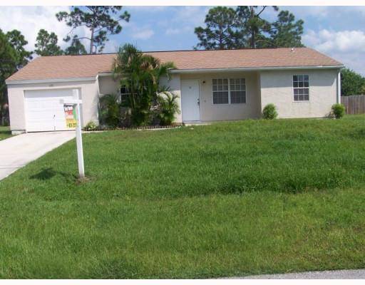 1131 SW Addie ST, Port Saint Lucie, FL 34953