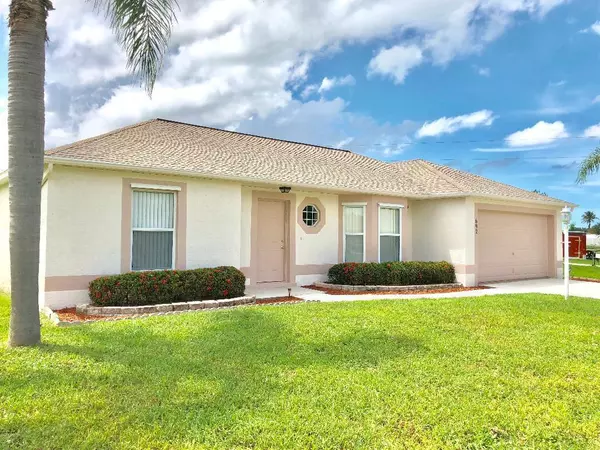 Port Saint Lucie, FL 34953,692 SW Addie ST