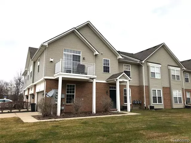 29961 TRAIL CREEK DR, New Boston, MI 48164