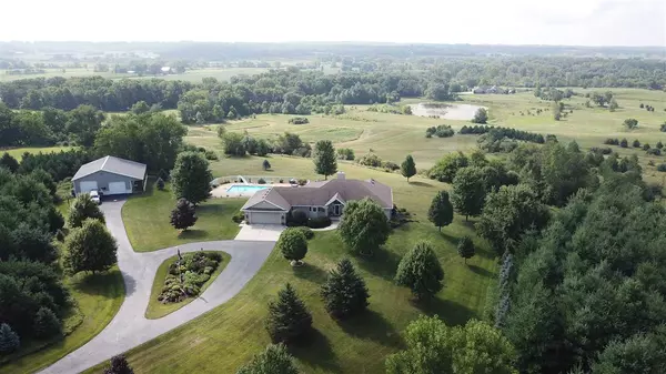 5909 County Road A, Brooklyn, WI 53521