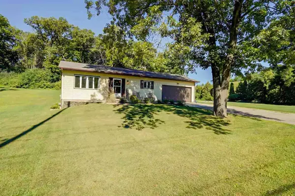 321 County Road MM, Brooklyn, WI 53521