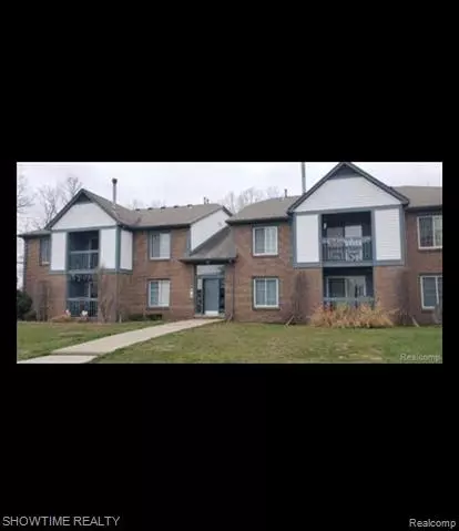 Macomb, MI 48044,15536 ASHLEY CRT