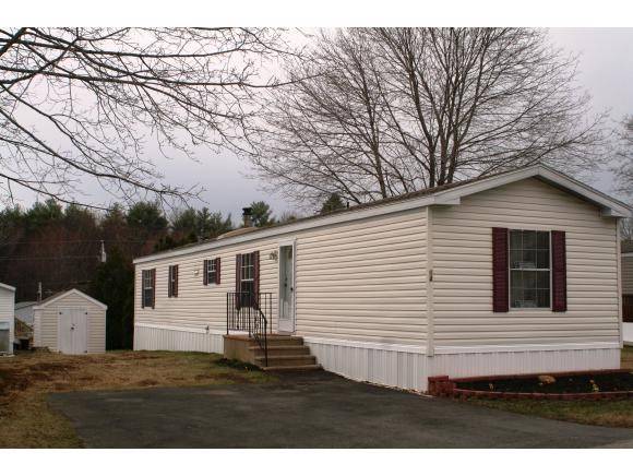 14 Pinehill MHP, Berwick, ME 03901