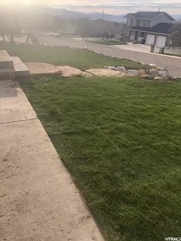 Santaquin, UT 84655,892 E 550 S