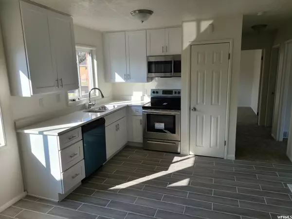 Washington Terrace, UT 84405,313 E 4650 S