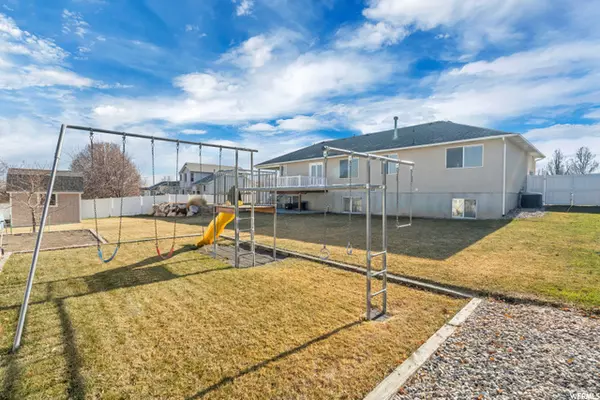 Riverton, UT 84096,5472 W AUTUMN CREEK DR