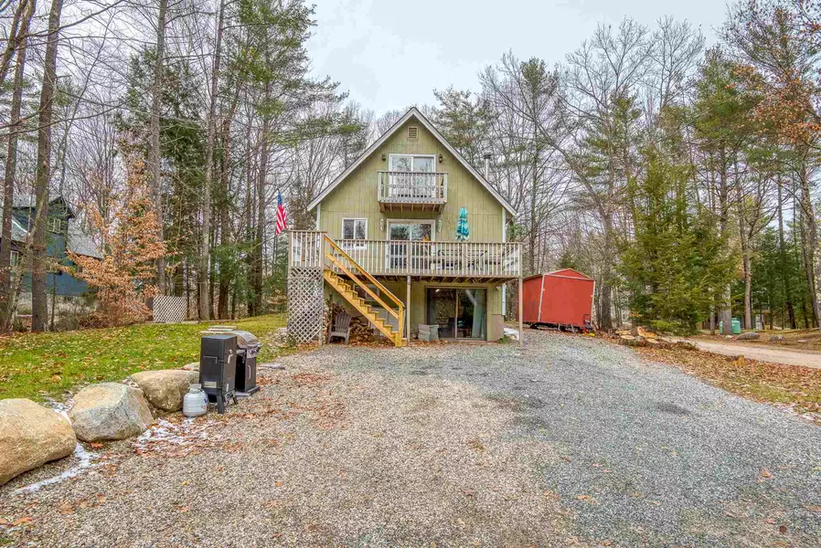 42 Glen Forest DR, Moultonborough, NH 03254