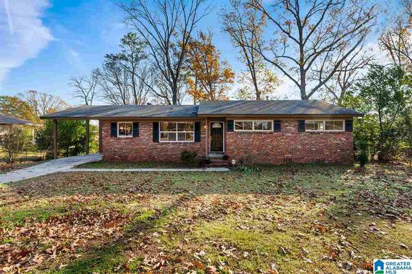 329 16TH TERR NW, Center Point, AL 35215