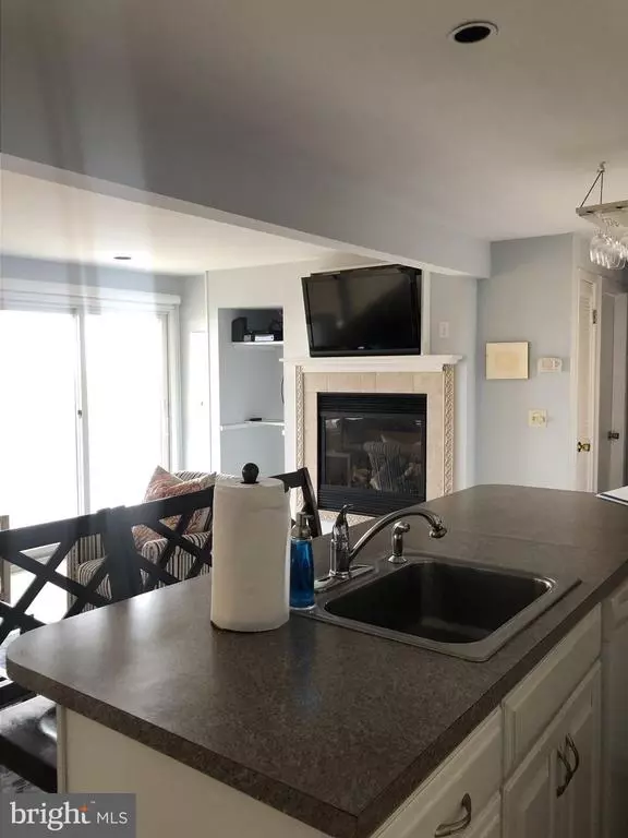 Harvey Cedars, NJ 08008,17 W 76TH UNIT 4 ST #4