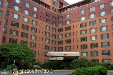 Arlington, VA 22209,1121 ARLINGTON BLVD #634