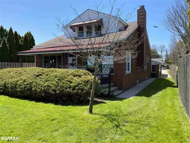 27010 KOERBER, St. Clair Shores, MI 48081