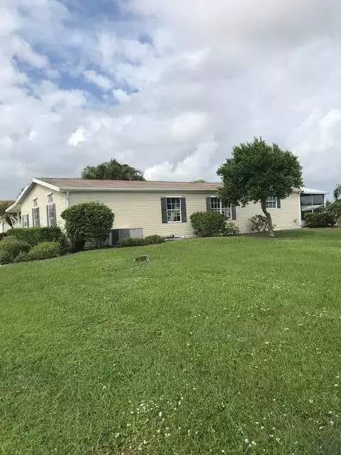 Port Saint Lucie, FL 34952,8126 Meadowlark LN