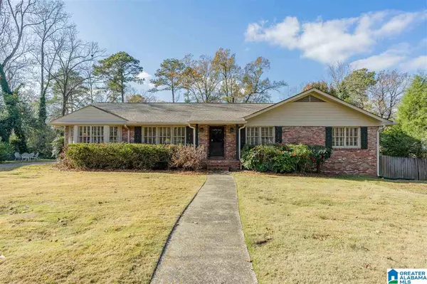 3324 WINCHESTER RD, Hoover, AL 35226