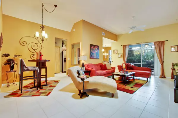 Palm Beach Gardens, FL 33418,443 Woodview CIR