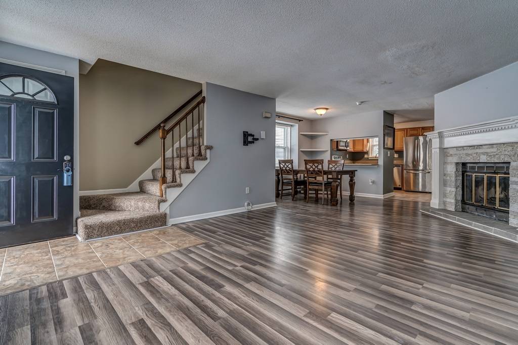 Merrimack, NH 03054,7 Chestnut CIR