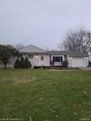 Romulus, MI 48174,6015 HEYER ST