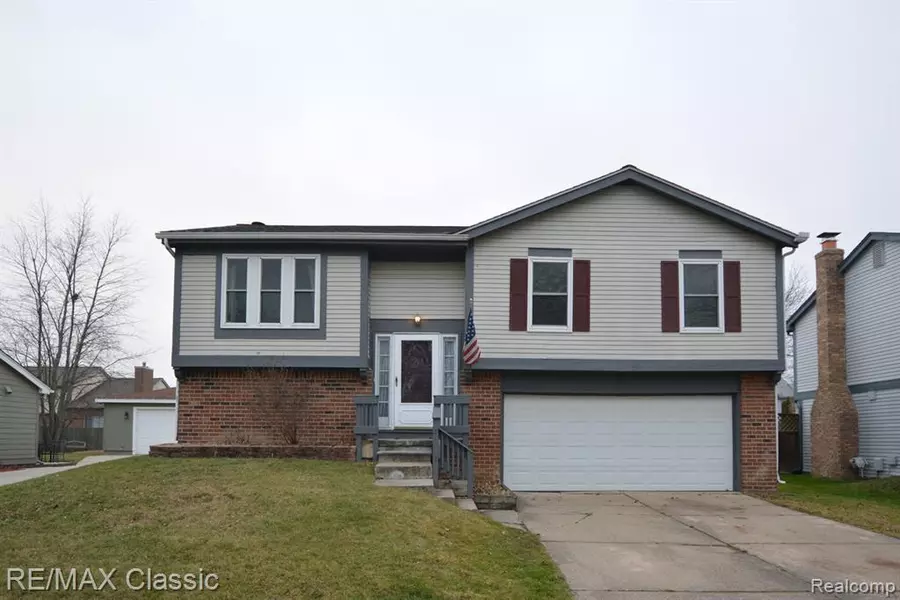 1152 HERITAGE Drive, Canton, MI 48188 1236