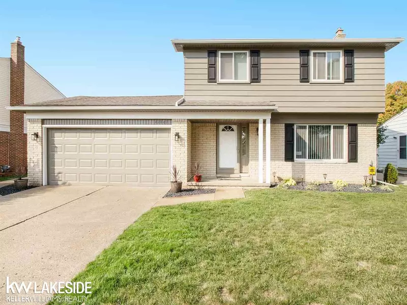 42847 Pheasant Run, Sterling Heights, MI 48313