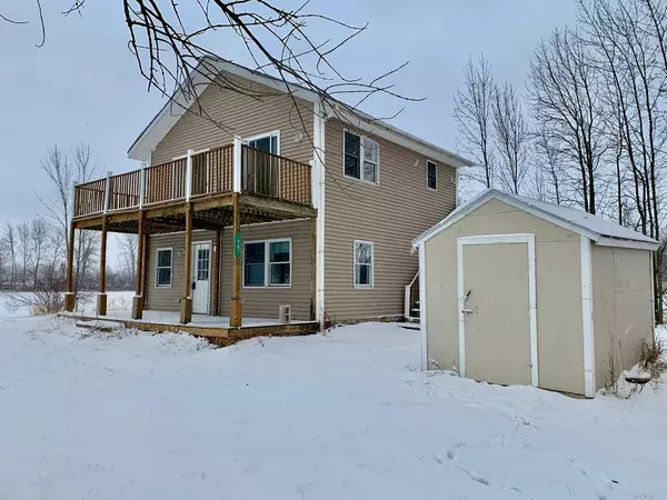 75 Hunter South RD, Alburgh, VT 05440