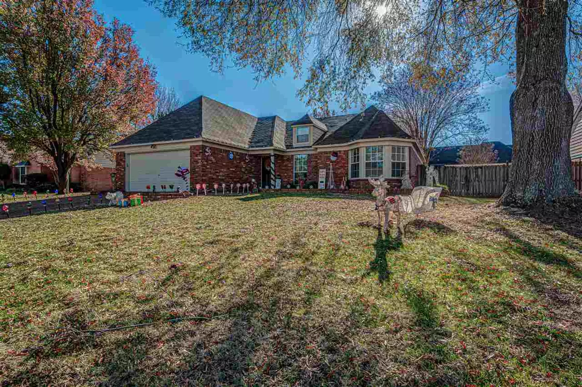 Bartlett, TN 38135,6685 LAUREL VALLEY LN