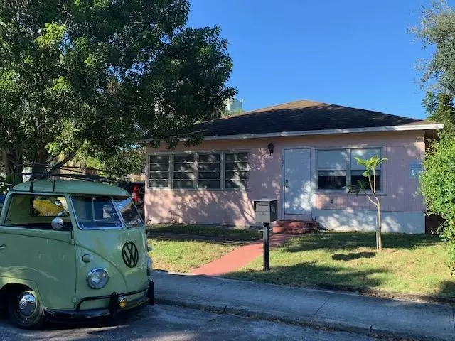 207 N D ST, Lake Worth Beach, FL 33460