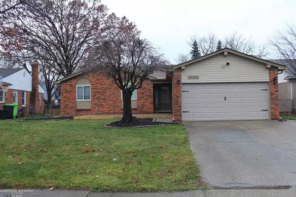 Macomb Twp, MI 48044,47307 Blueridge