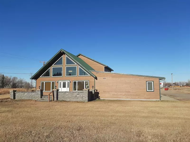 209 County Rd 9, Mohall, ND 58761-0000