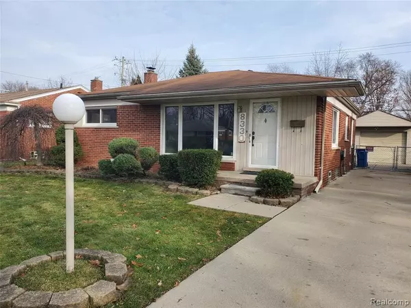 8330 LOCHDALE Street, Dearborn Heights, MI 48127 1235