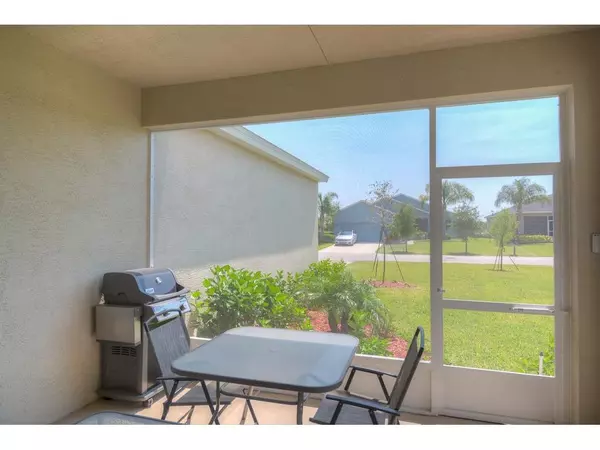 Vero Beach, FL 32966,1445 Caddy CT