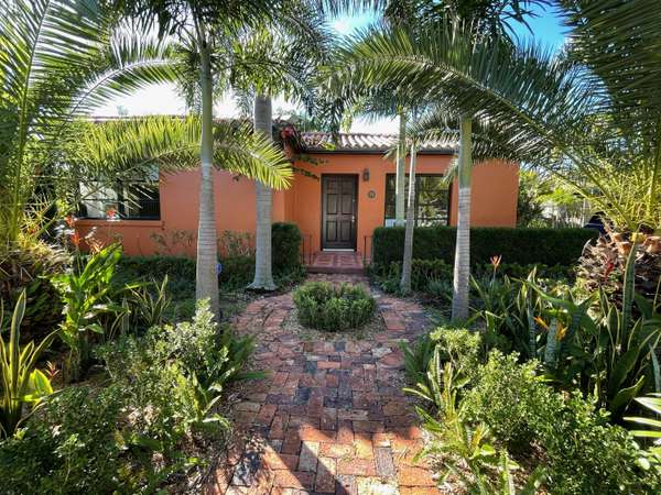 231 Vanderbilt DR, Lake Worth, FL 33460