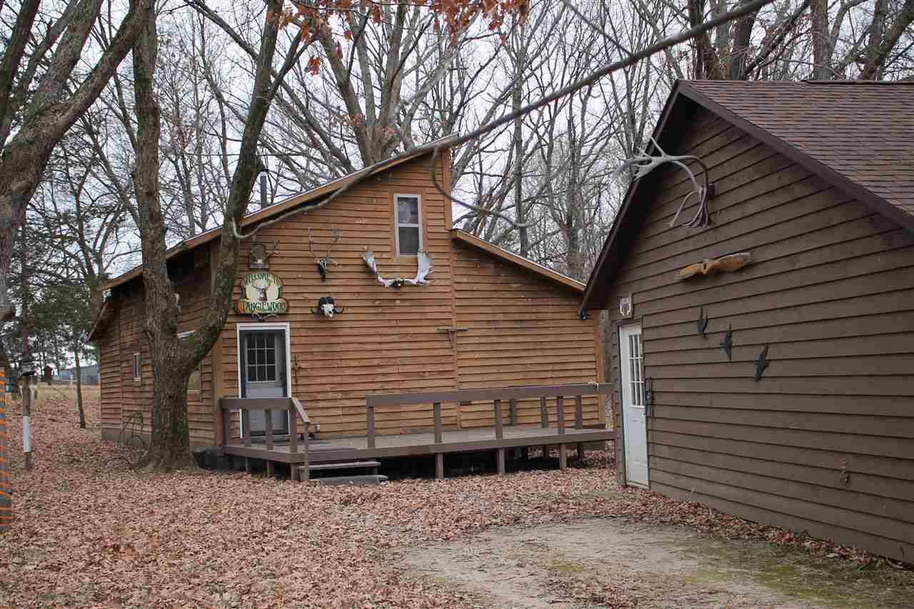 N6913 County road O, Endeavor, WI 53930