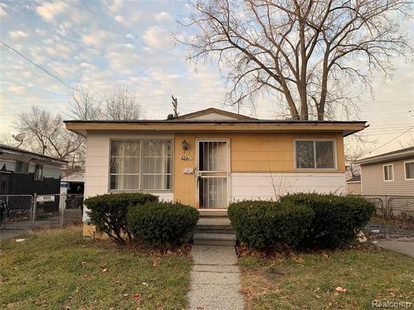 6841 EDGETON ST, Hamtramck, MI 48212