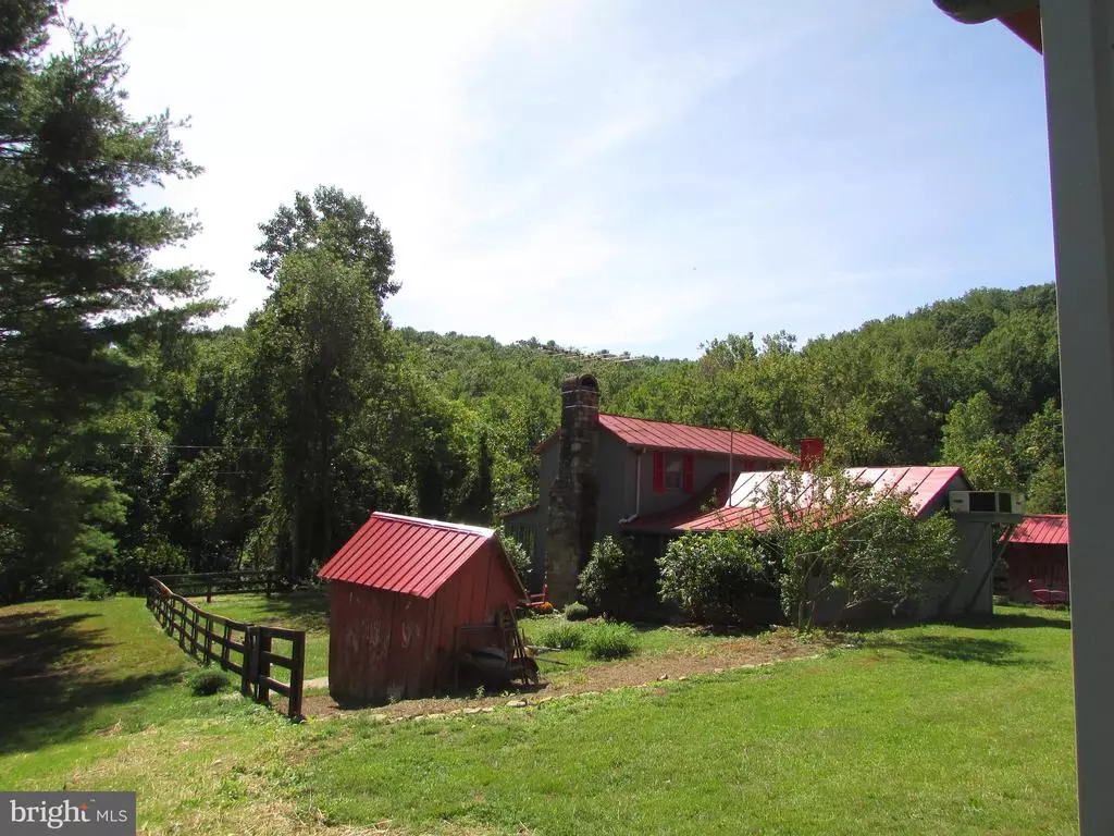 Sperryville, VA 22740,27 ASHBY RD